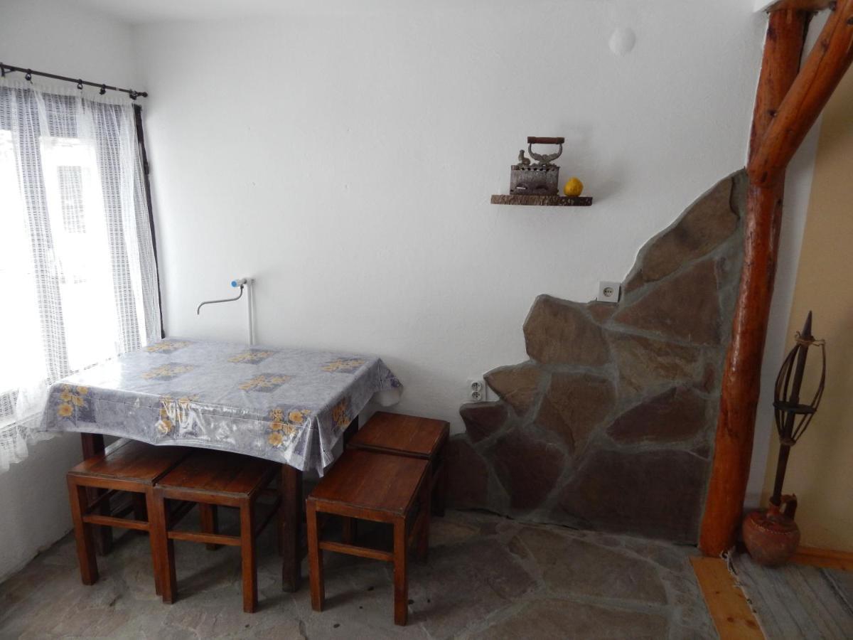 Etno Kuca Nikolov Dimitrovgrad Exterior foto